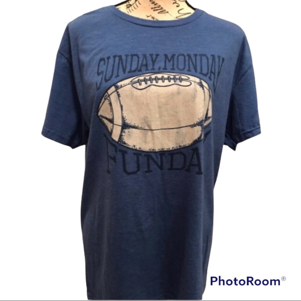 E Big Bend Outfitters Football Graphic Tee / Size Medium / Color Blue / Women’s